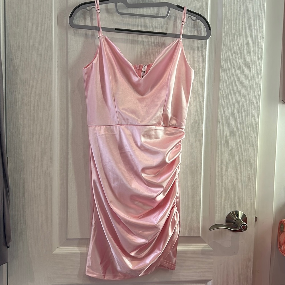 lucy in the sky pink bodycon dress